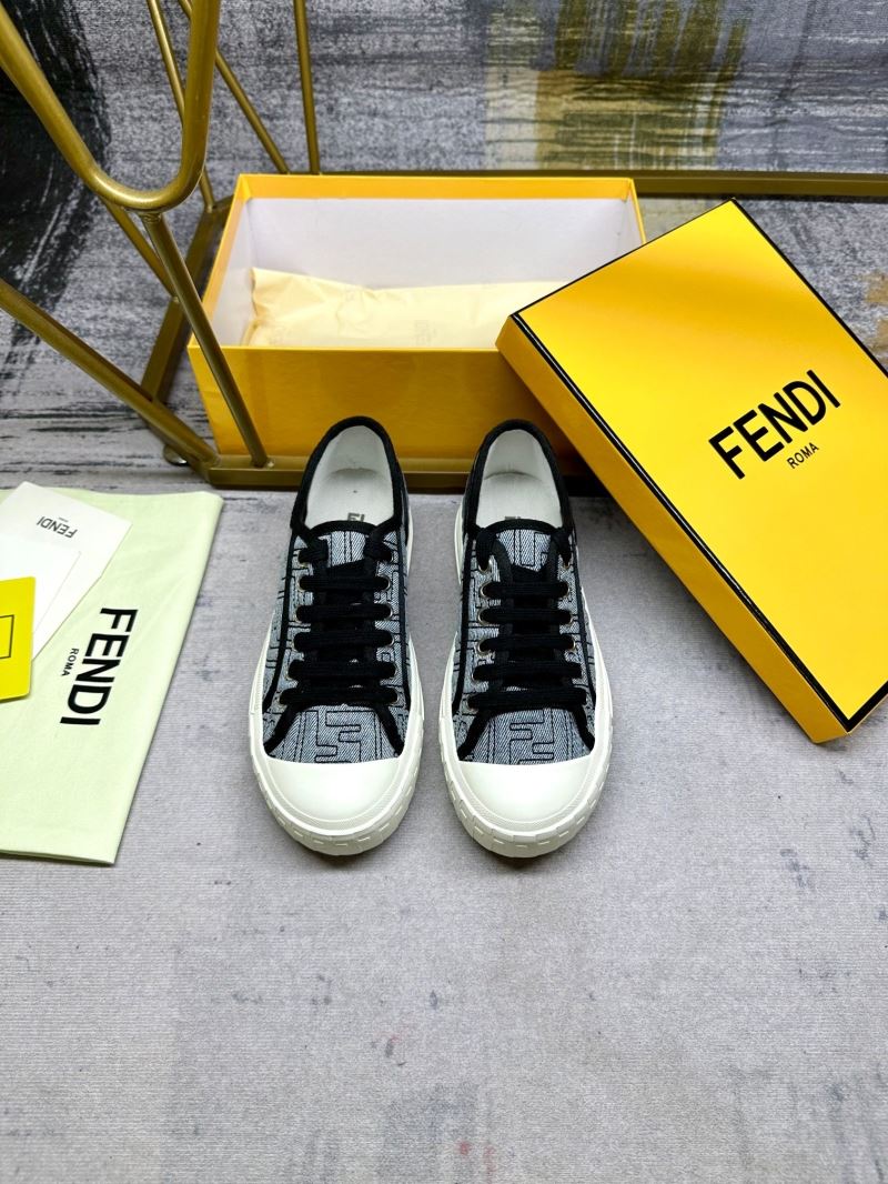 Fendi Low Shoes